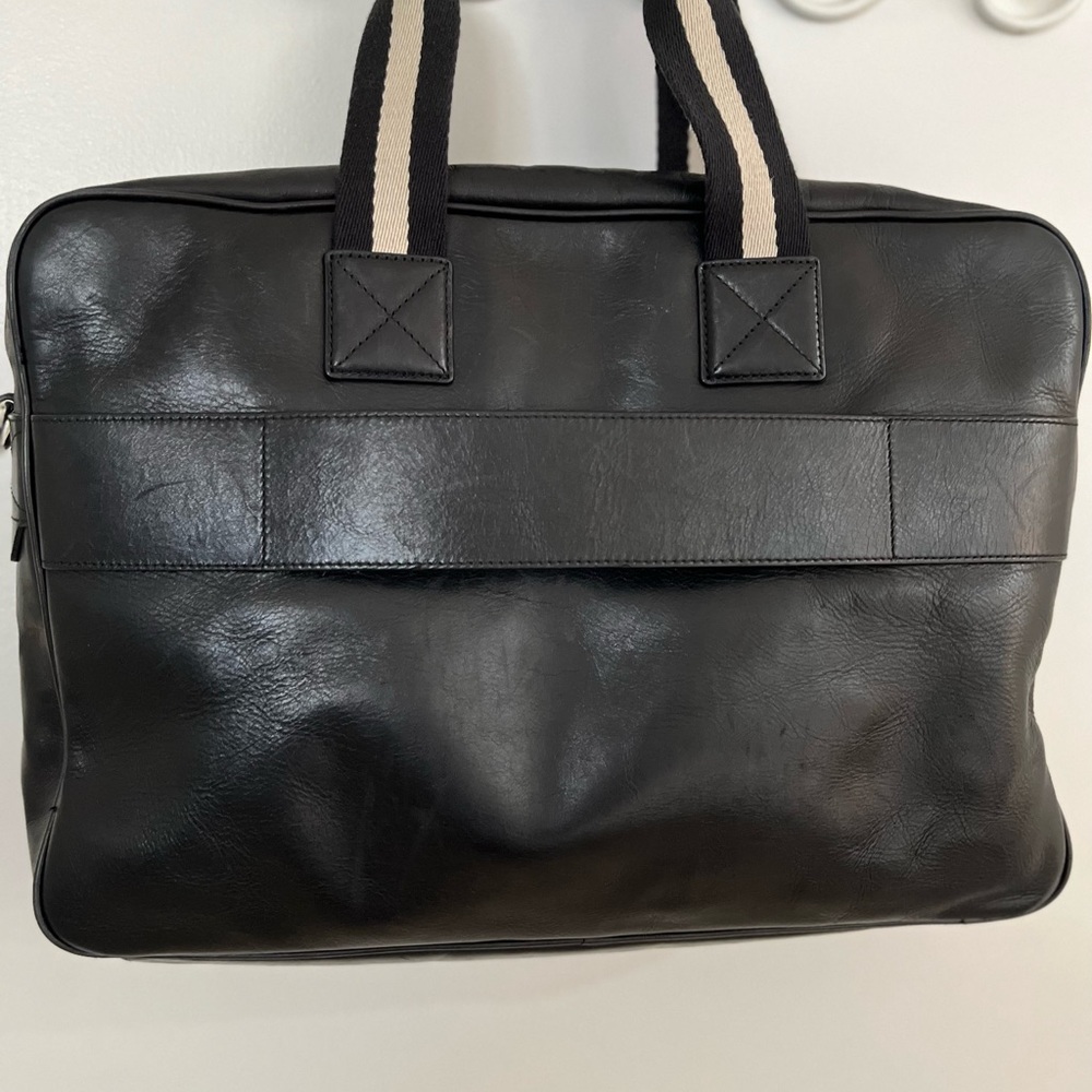 Bally leather brief case EXCELLENT  condition. 17 1/2 x 14